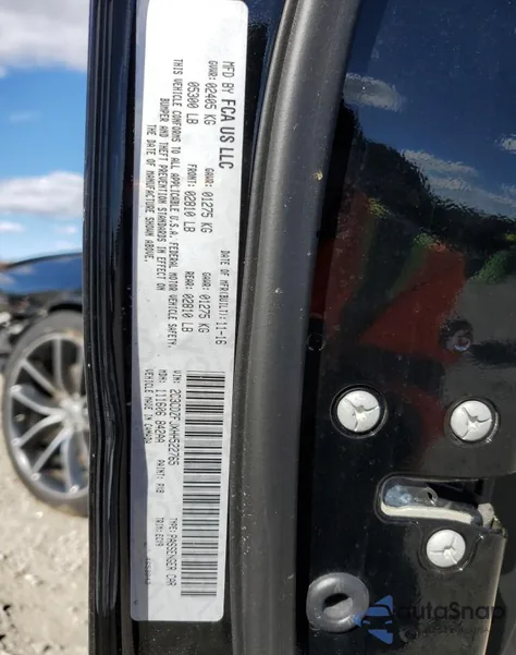 2017 Dodge Challenger R/T 392 из США, поврежденный, VIN 2C3CDZFJXHH522765